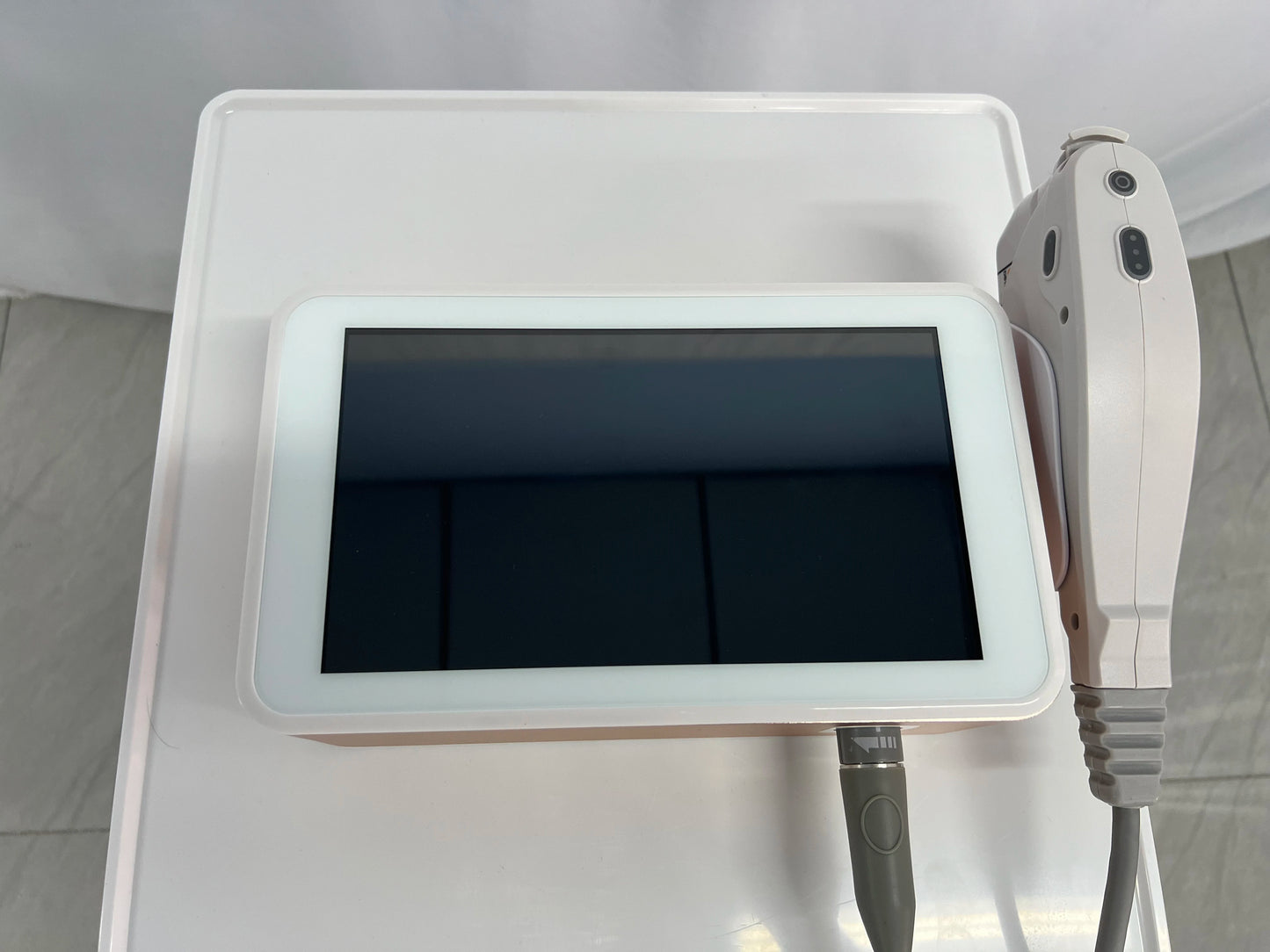 7D HIFU Beauty Machine With Multi Depth Heads For Facial Firming